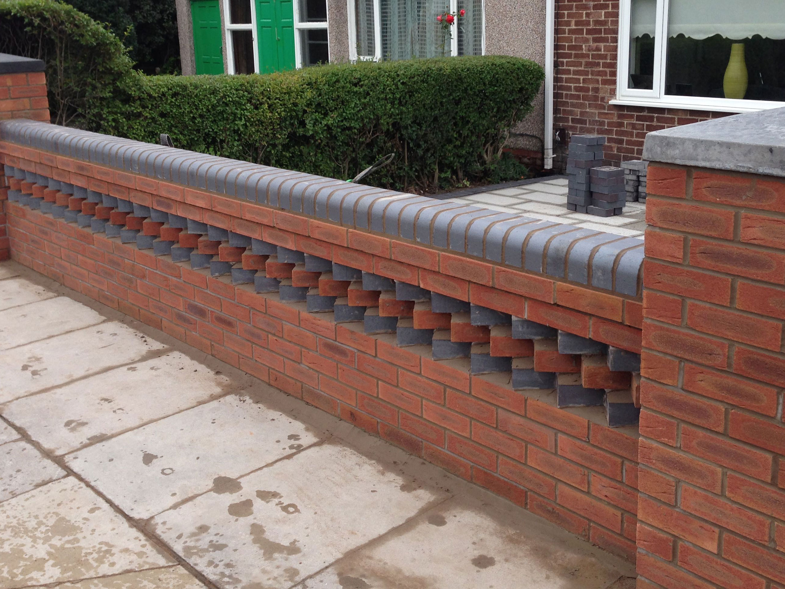 Garden Wall Aintree with 'Dog Toothing' Feature LJP Builders