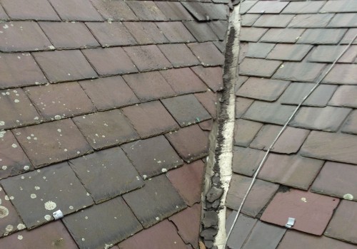 Roof drainage system in bad state, Aintree